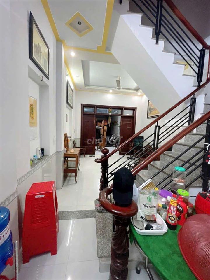 Cần bán nhà PTTN Q12 DT 4 x20 . kết cấu 1trêt 2lầu giá 6 tỷ 2 