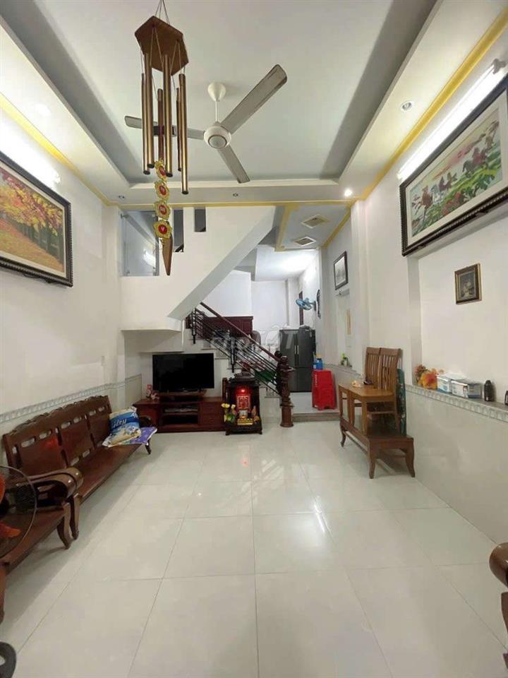 Cần bán nhà PTTN Q12 DT 4 x20 . kết cấu 1trêt 2lầu giá 6 tỷ 2 