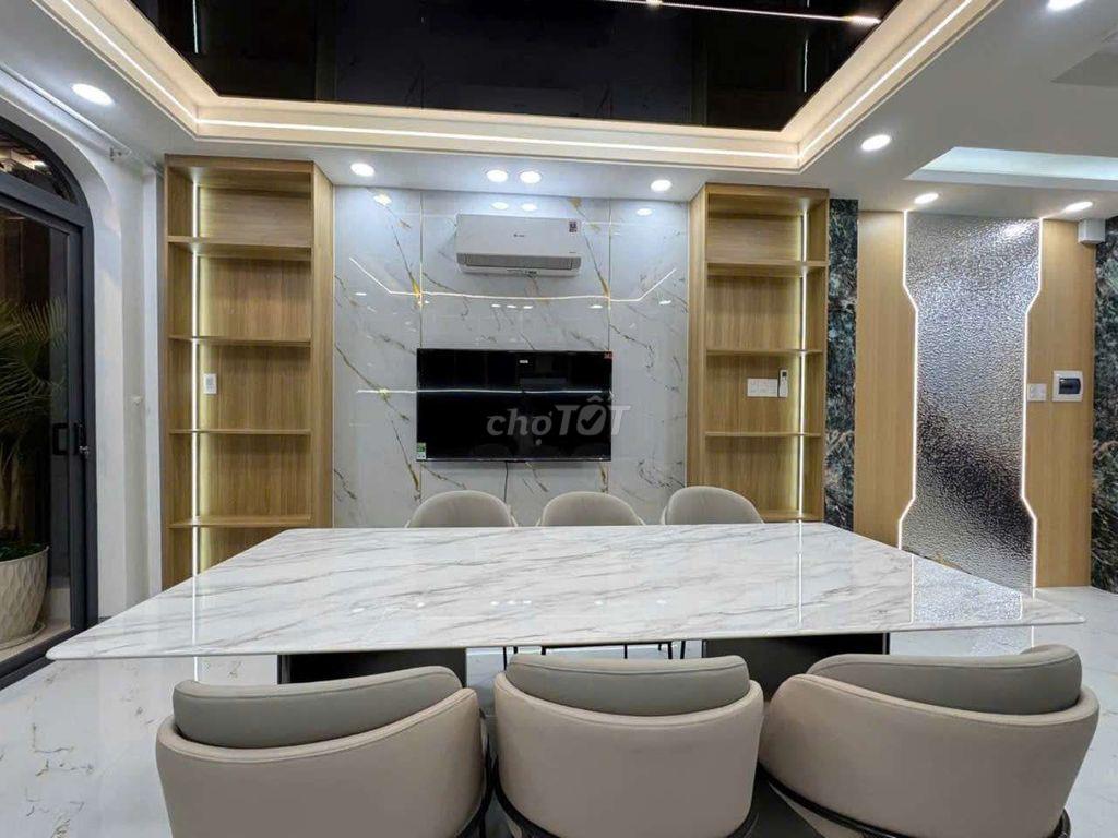 Cần Bán Gầp nhà PTTN Q12 DT4 x13,5 1 trệt 1 lửng 3Lầu 5PN 5Ws giá 6tỷ5