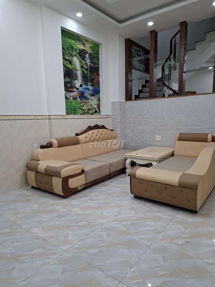 Cần bán gấp nhà P ĐHT Q12 DT 4x15 1 trệt 3 Lầu 4PN 3WS  i  giá 5tỷ 850