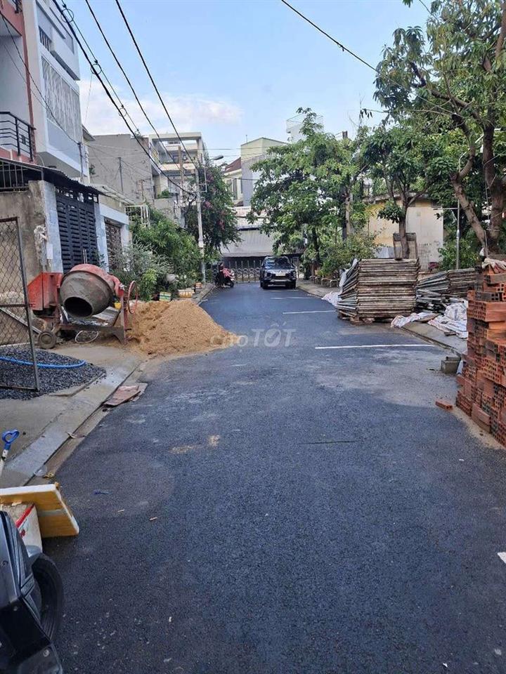Cần Cho thuê nhà PTTN. khu 10ha .DT 4x18 .1 trệt 2Lầu 3PN 3WS giá12 TL