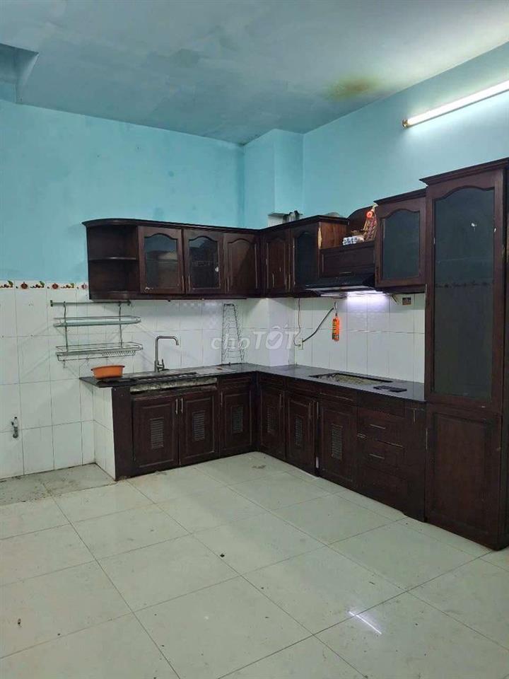 Cần Cho thuê nhà PTTN. khu 10ha .DT 4x18 .1 trệt 2Lầu 3PN 3WS giá12 TL