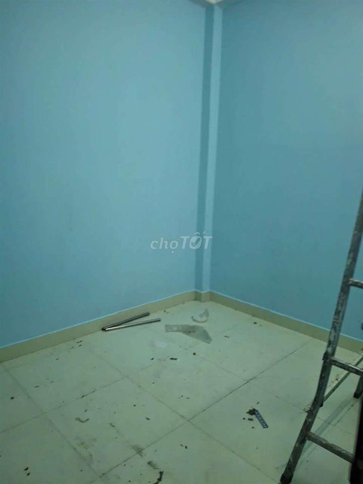 Cần Cho thuê nhà PTTN. khu 10ha .DT 4x18 .1 trệt 2Lầu 3PN 3WS giá12 TL