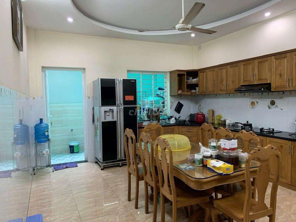 Cần Cho thuê nhà dân cư AN sương DT 4,5 x20 1 trệt 3Lầu 4PN 4WS