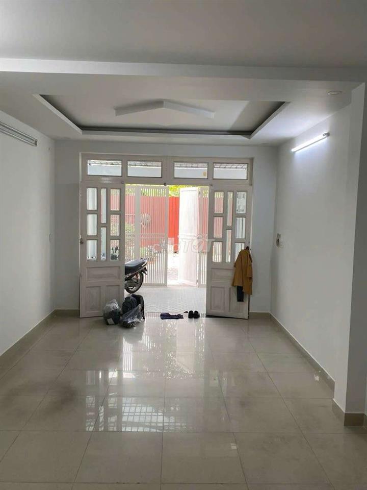 cần cho tguê nhà P THT .khu An sương .DT 4x18 .1 trệt  2Lầu 4PN giá 13