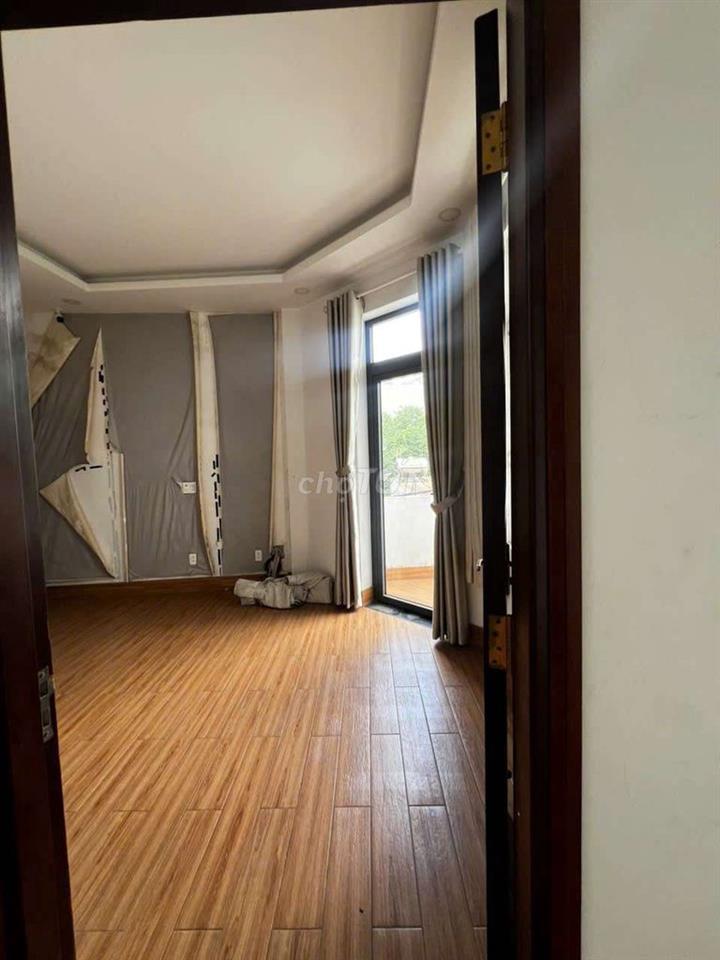 Cần cho thuê nhắ P ĐHT gần chợ cây sộp .DT 12 x14 1 trệt 2 lầu 4PN 5WS