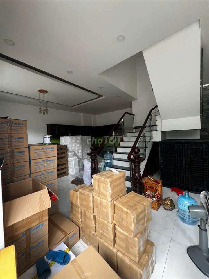 Cần cho thuê nhắ P ĐHT gần chợ cây sộp .DT 12 x14 1 trệt 2 lầu 4PN 5WS