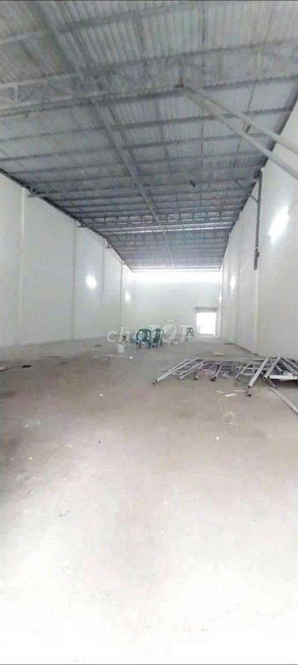 Cần cho thuê kho xưởng  mới PTTH Q12DT 10 x 30  giá 19 triệu 