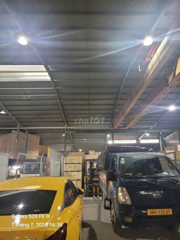  Cho Thuê xưởng PTTN Q12 DT 800m2.giá 80 triệu TL đường container .