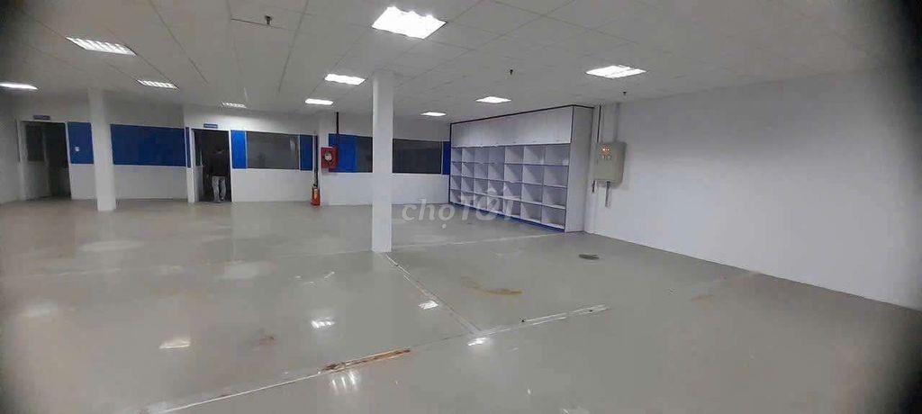 Cần cho thuê xưởng  PTTN  DT 17 x25 .1 trệt 1Lầu  đường công giá 70 TL
