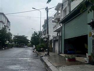 Cần Cho thuê kho xưởng khu An Sương .DT 9 x20 giá 20 triẻu