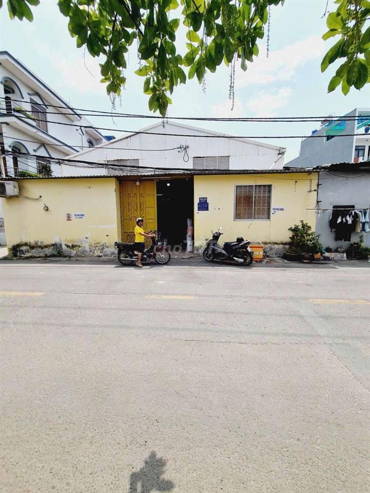 Cần cho thuê kho PTTN Q12 khu 10 ha .DT 300m giá 25 triệu. đường Công