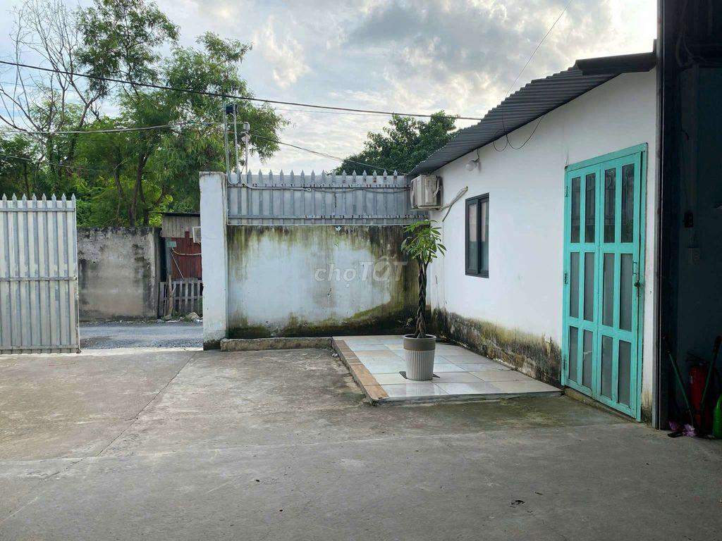 Cần Cho thuê kho Xưởng TTN Q12 .DT 16 x40 gác Lửng 300m. giá 70 triệu