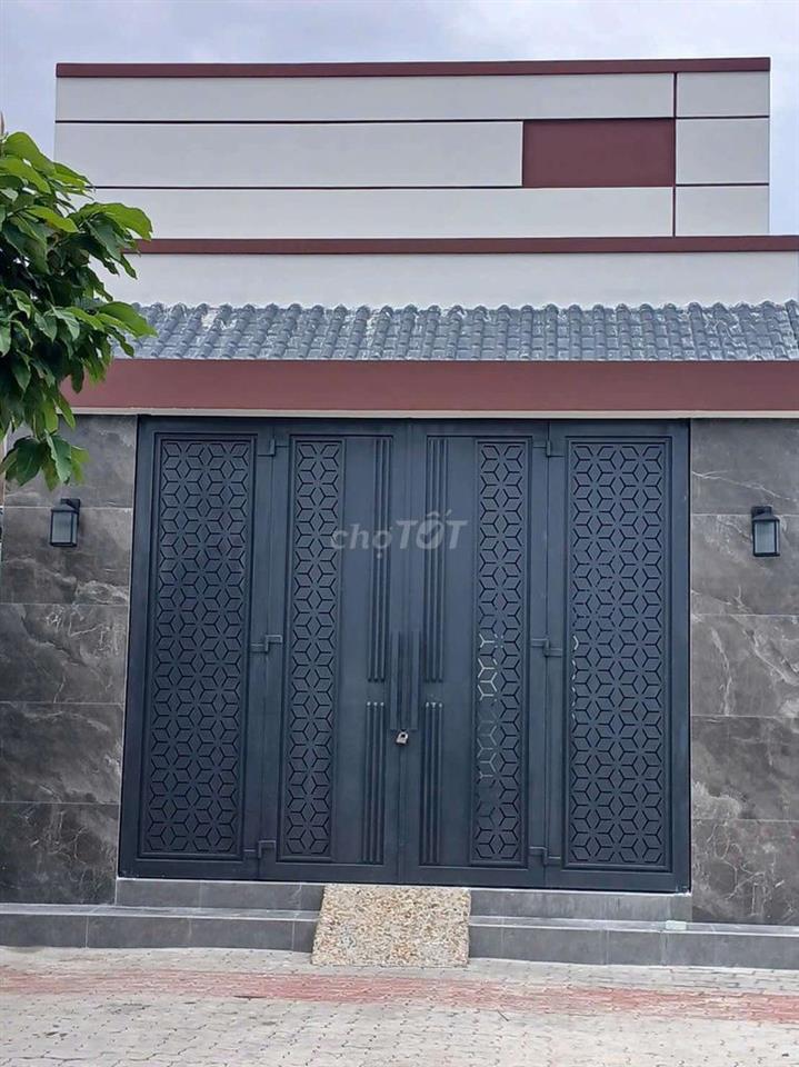 cần cho thuê nhà PTTN  CÔNG Viên 38ha DT 5 x25 1 trệt 1 lửng 2PN 