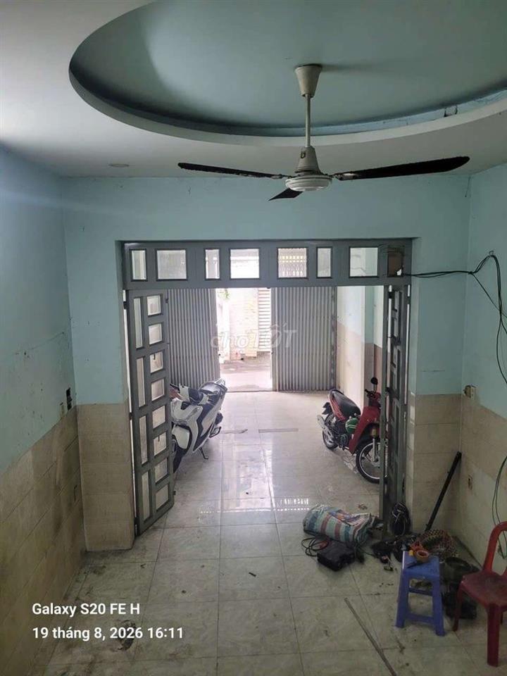 cần cho thuê nhà 1Xẹt NVQ .DT 4 x20 .1 trệt 1Lầu 2PN 2Ws giá 9 triệu