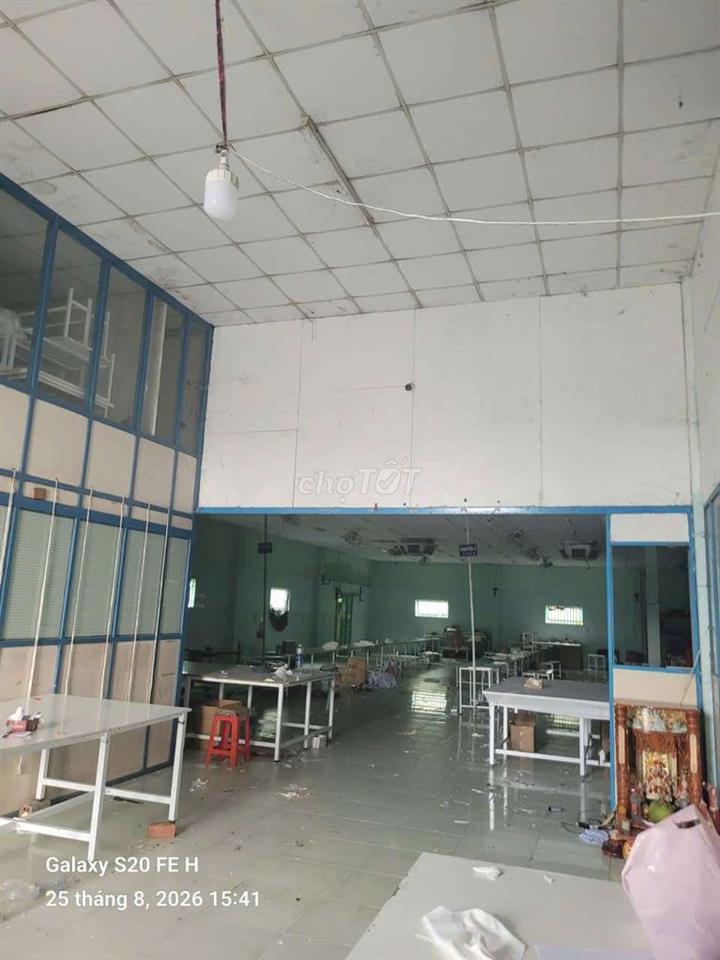cần cho thuê kho xưởng đương PVH .Bà Điểm.DT 31 x31 sử dựng.1000m.
