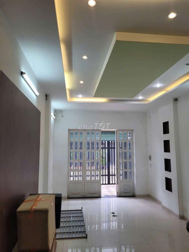 cần cho thuề nhà PTTN gần Dương Thị Giang DT 5x22 .1 trệt 2Lầu 3PN 3WS