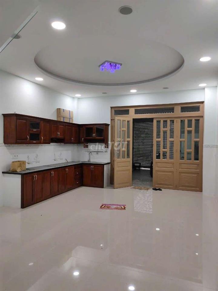 cần cho thuề nhà PTTN gần Dương Thị Giang DT 5x22 .1 trệt 2Lầu 3PN 3WS