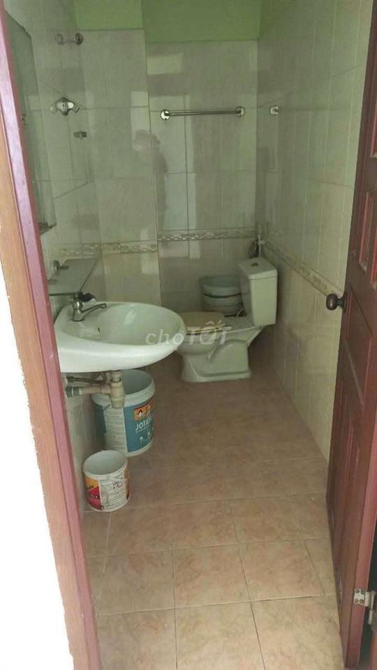 Cần cho thuê nhà khu 38ha  đường DTG DT 4.5 x20 1rệt 2 lầu 4PN 3WS