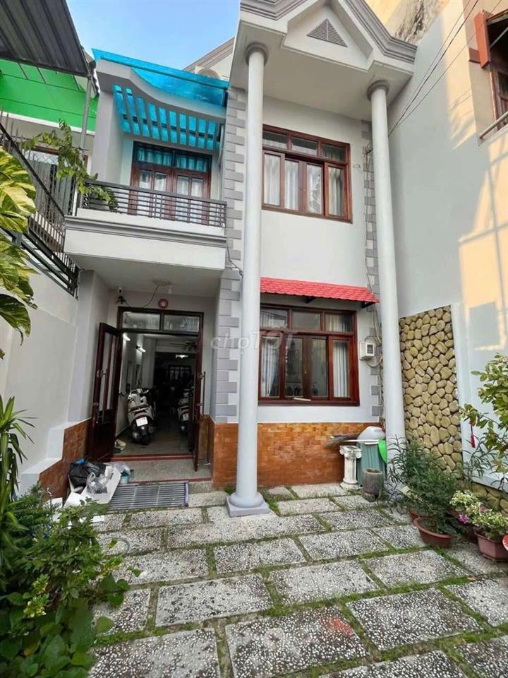 cần cho thuê nhà  gần chợ cây sộp dân cư An sương.DT 5 x22 1 trệt 2lầu