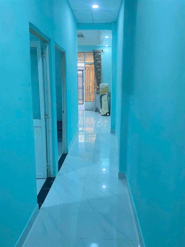 Cần cho thuê nhà cẩp 4 PTTN DT 4.5 x19 .2PN. 2WS giá 7 trệu 5 .TL. 