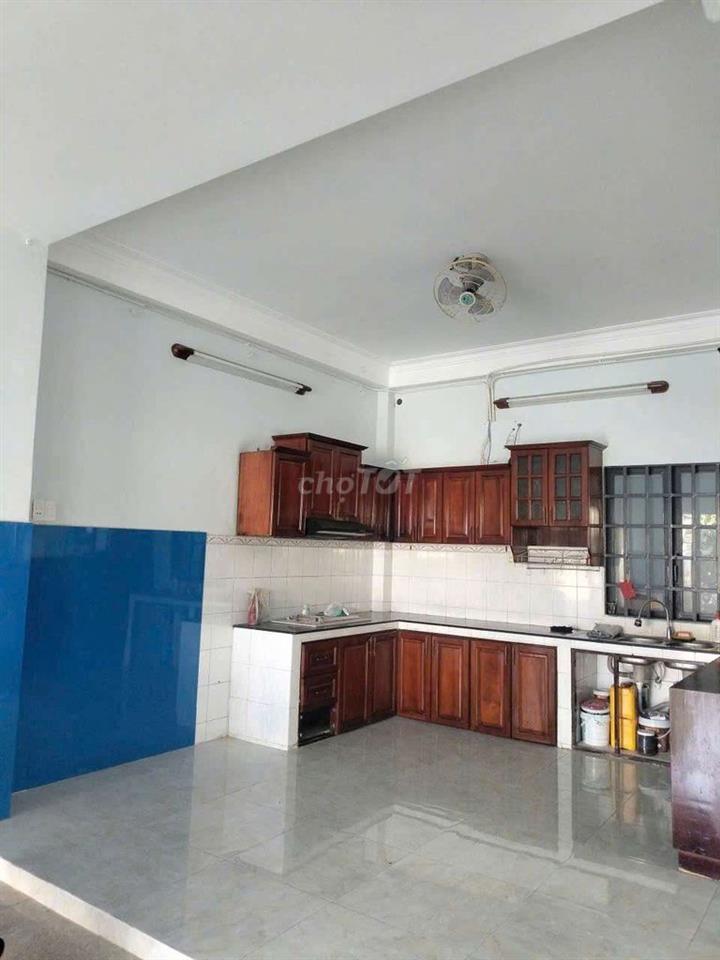 cho thuênhà PĐHT.khu An sương .DT 8 x18 .1 trệt 2 lầu 6PN 7WS giá 25tr