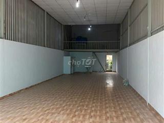 cần cho thuê kho PTTN .Dt 5x18 có gác Lửng giá 8 triệu 5 đường xe tải