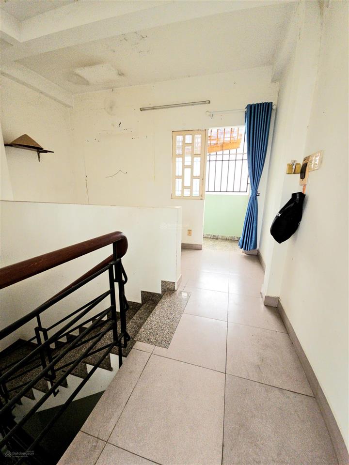 Bán nhà mặt tiền kinh doanh khánh hội giao mặt tiền đường số q4 đúc 4 tấm có 11.7 tỷ