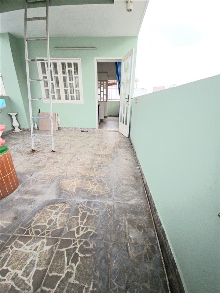 Bán nhà mặt tiền kinh doanh khánh hội giao mặt tiền đường số q4 đúc 4 tấm có 11.7 tỷ