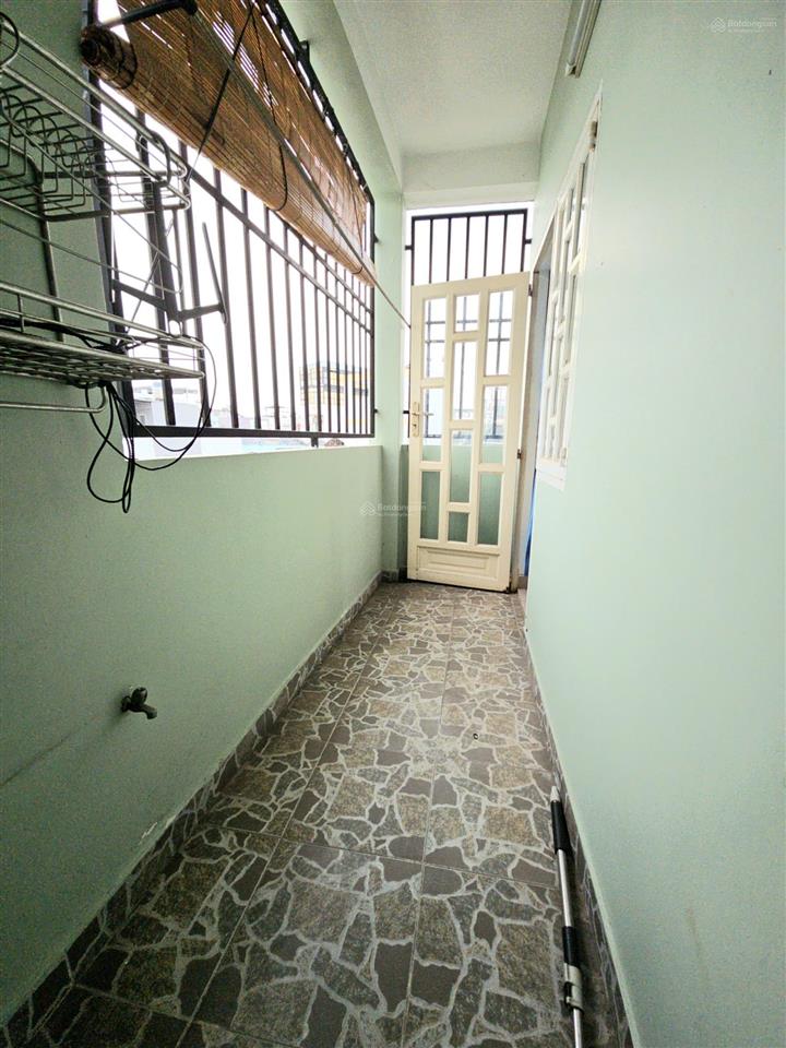 Bán nhà mặt tiền kinh doanh khánh hội giao mặt tiền đường số q4 đúc 4 tấm có 11.7 tỷ