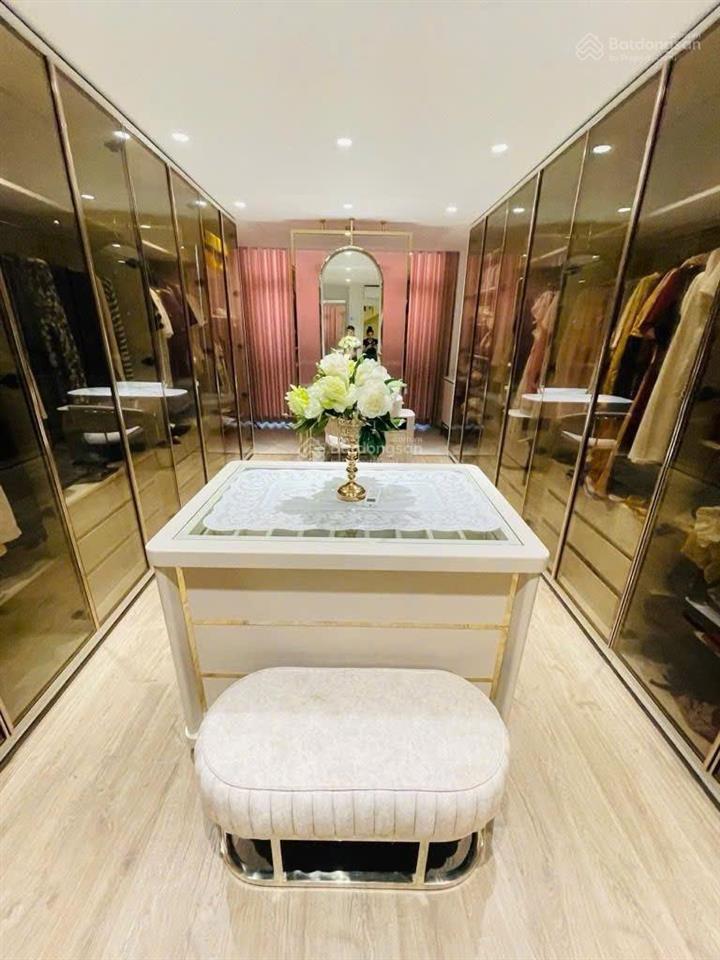 Bán nhà mặt tiền kinh doanh ngang 4 dài 22 siêu đẹp 6 tấm tân quy q7