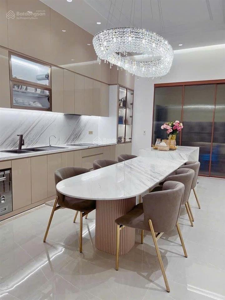 Bán nhà mặt tiền kinh doanh ngang 4 dài 22 siêu đẹp 6 tấm tân quy q7