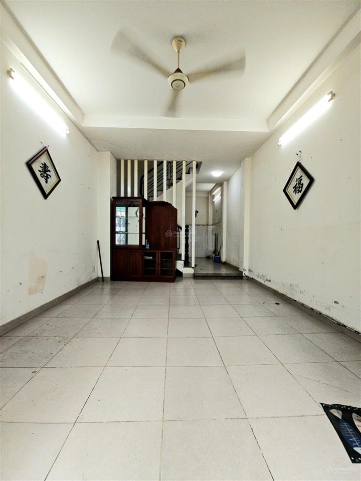 Bán nhà mặt tiền kinh doanh tân vĩnh quận 4 có 11 tỷ có dòng tiền đúc 5 tấm