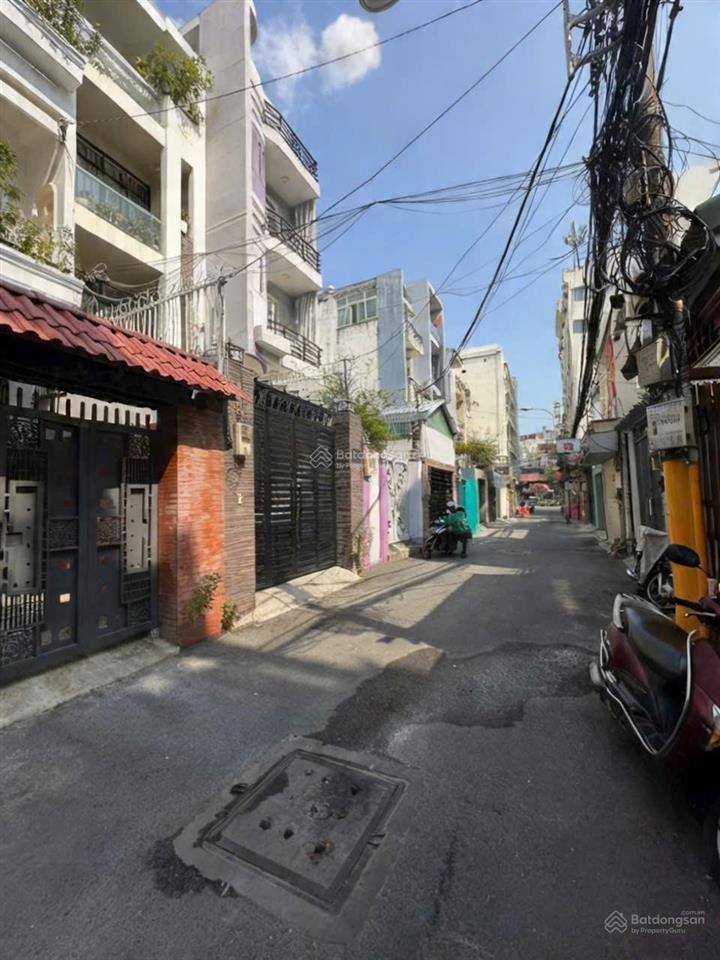 Bán nhà mặt tiền trung tâm q4 cạnh q1 ngang 4.2m dài 26m  đúc bê tông