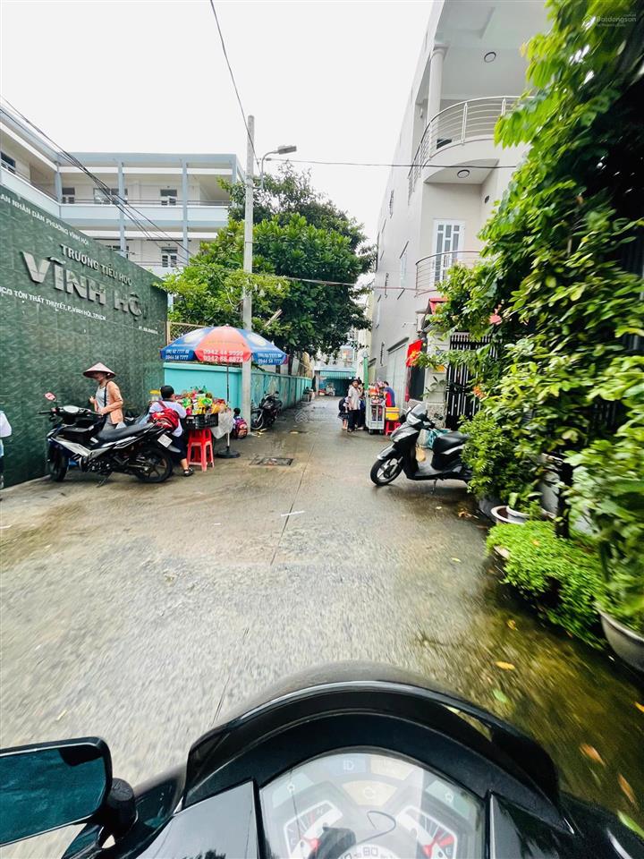 Bán nhà riêng de la sol, tôn thất thuyết, 13,99 tỷ, 180m2, giá cực chất