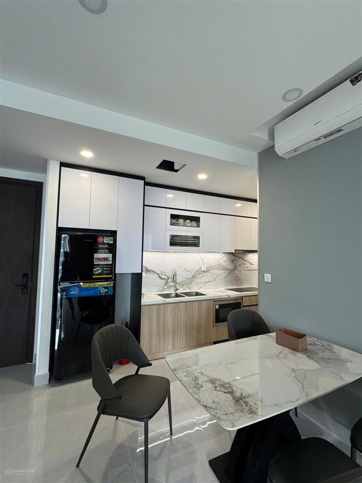 Chính chủ gửi thuê căn hộ celesta 2pn 2wc full nt cao cấp