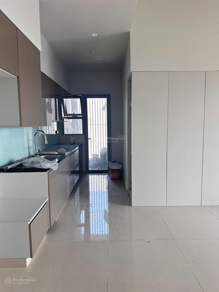 Chính chủ gửi bán căn hộ 3pn celesta rise view hồ bơi htcb