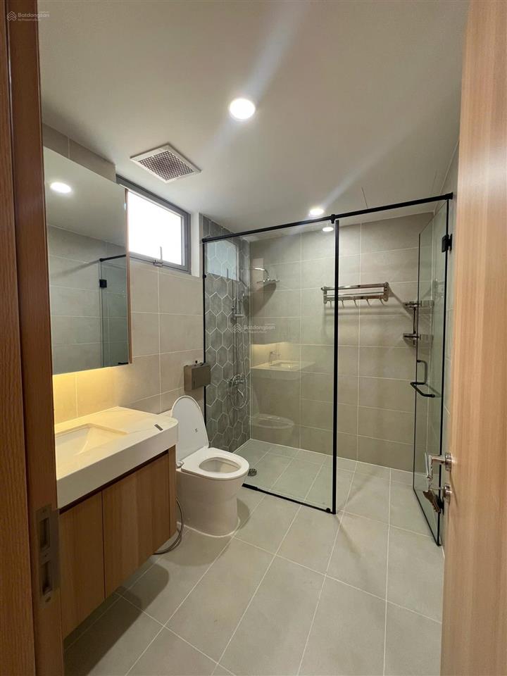Chính chủ gửi bán căn hộ 3pn celesta rise nhà mới 100% full nội thất cao cấp