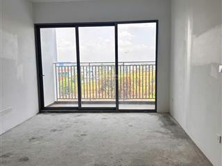 Chính chủ gửi bán căn góc 3pn  diện tích lớn  view hồ bơi nội khu siêu thoáng  celesta rise
