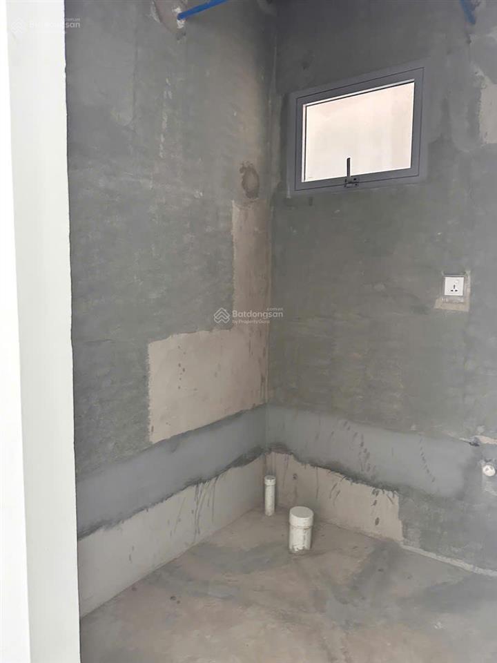 Chính chủ gửi bán căn góc 3pn diện tích lớn view hồ bơi nội khu siêu thoáng  cc celesta rise
