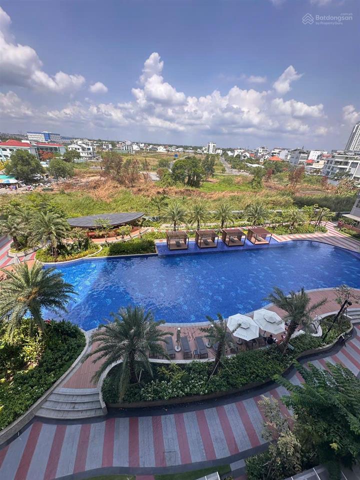 Chính chủ gửi bán căn hộ celesta rise căn góc 106m2 view hồ bơi giá tốt