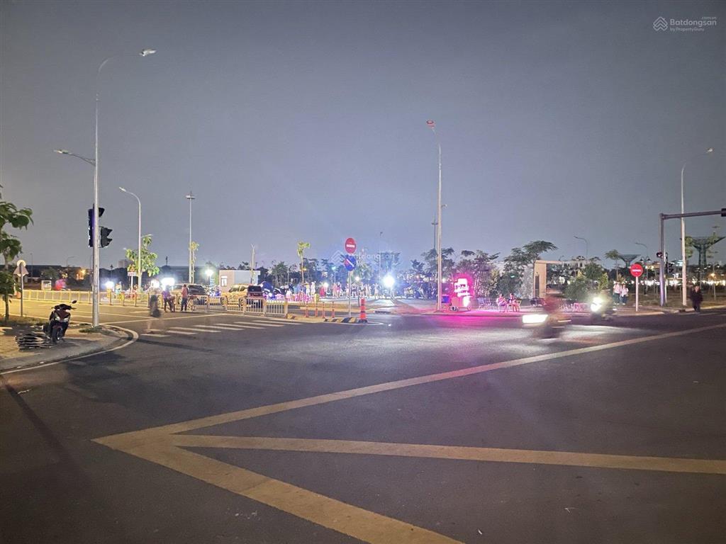 Chính chủ bán đất mặt tiền đường 30m, phường tân thới nhất, tphcm, 0862 834 ***