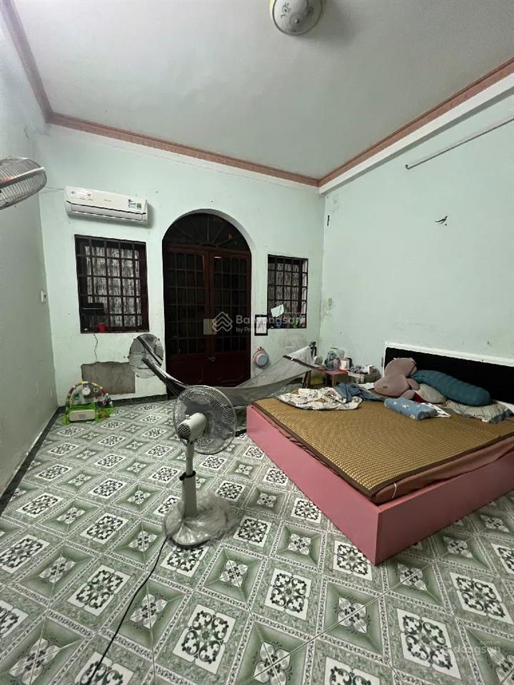 Hơn 6 tỷ  mặt tiền kinh doanh 70m2  đường xe tải nhựa  lê văn khương, hiệp thành, quận 12