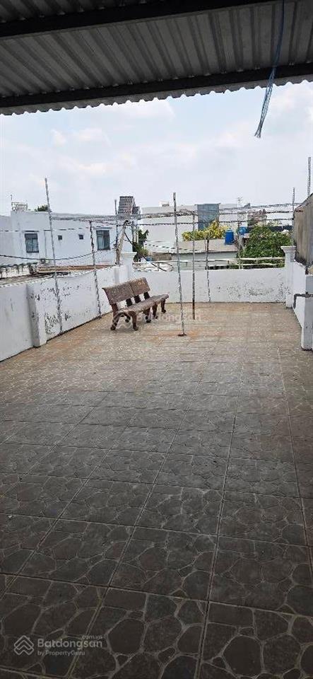 Đường nhựa xe hơi tránh 8m 100m2  4 phòng nguyễn văn quá  đông hưng thuận quận 12