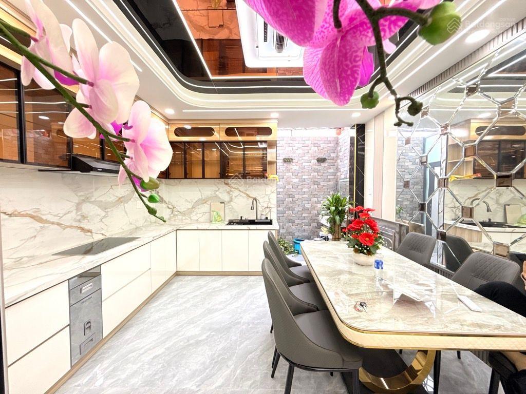 Nhỉnh 6 tỷ hẻm xe hơi  nhà mới đẹp chủ tặng full nội thất lê quang hòa, thạnh xuân 25, quận 12
