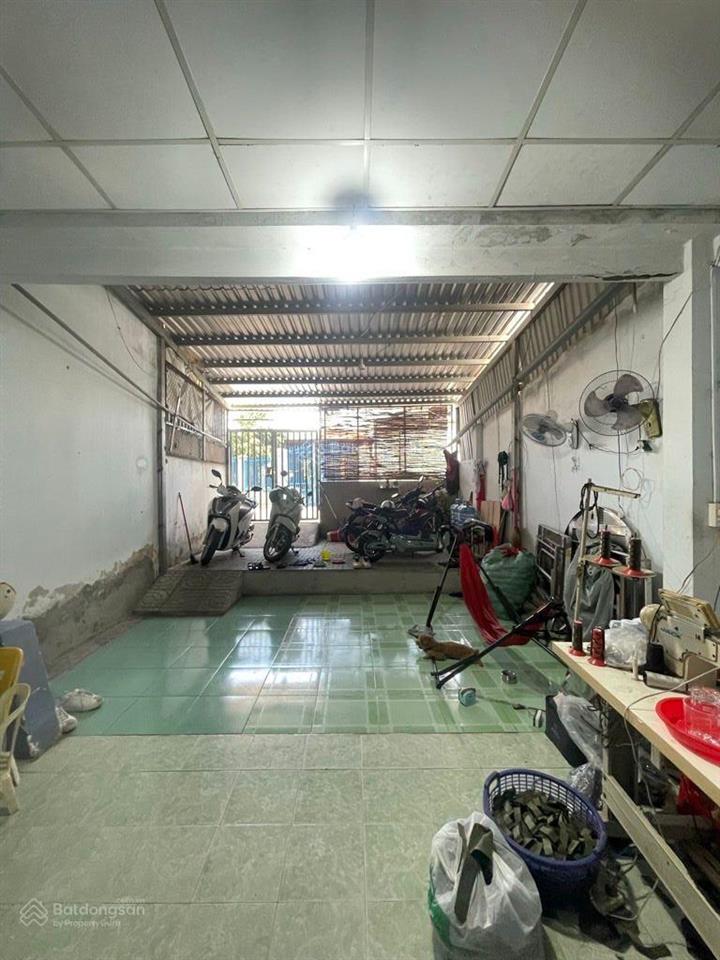 Nhà chính chủ 130m2 mặt tiền sát lê văn khương quận 12