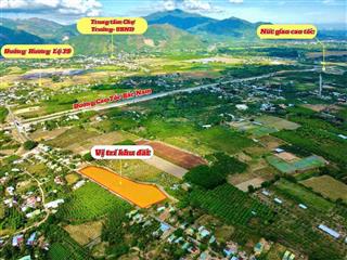 Bán đất suối hiệp (khu suối tiên cũ)  khánh hòa. đường nhựa 10m. gần cao tốc  giá chỉ 700 triệu