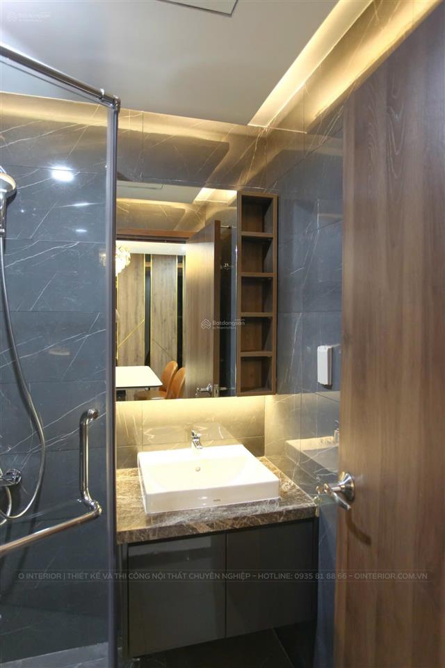 Bán nhanh căn hộ 2pn đẹp, nội thất cao cấp, 71m  5,8 tỷ saigon south, lk pmh