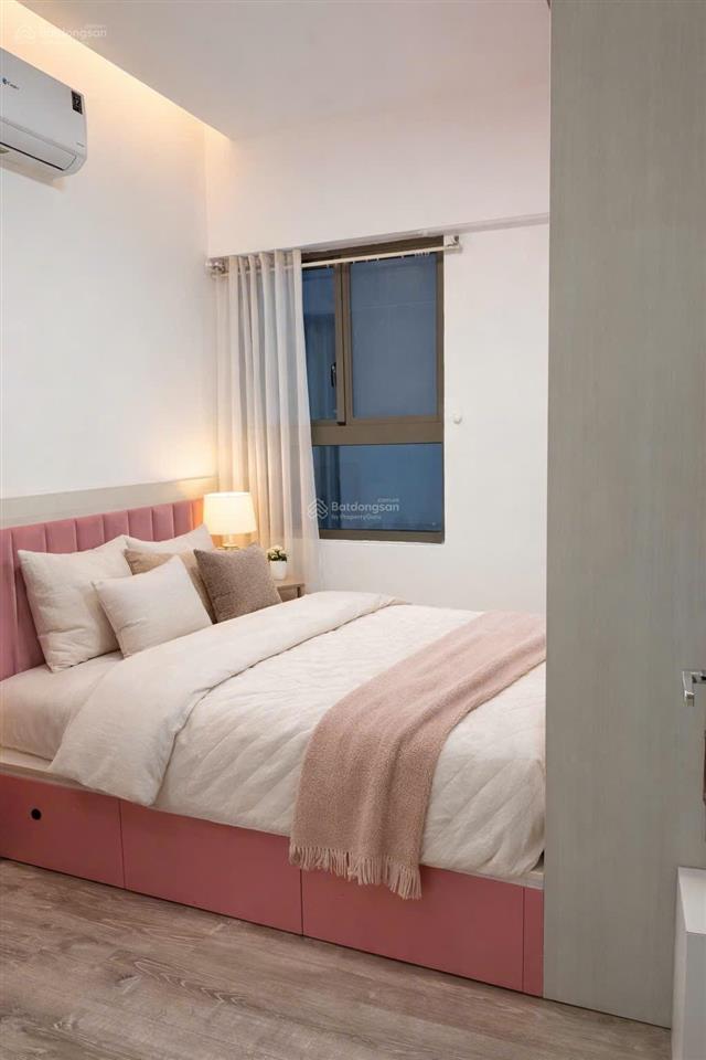 Chỉ 6,4 tỷ  bán căn hộ saigon south view sông 75m  có sổ có ô xe  lk phú mỹ hưng  hđt 18tr