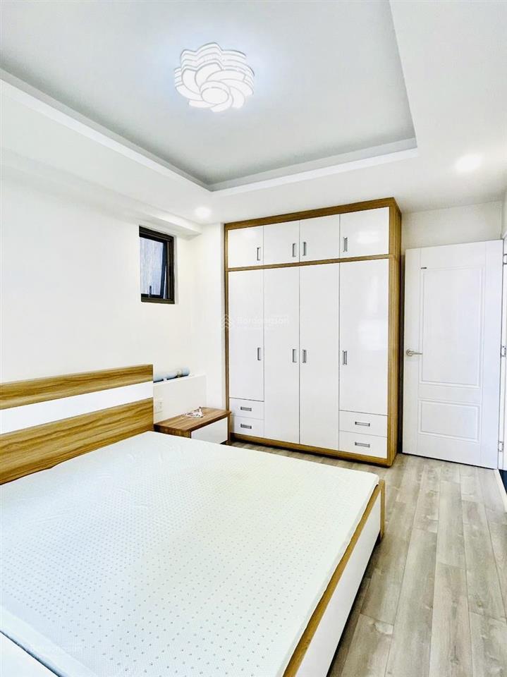 Giá sốc! căn hộ saigon south 65m có ô xe full nội thất chỉ 5,3 tỷ